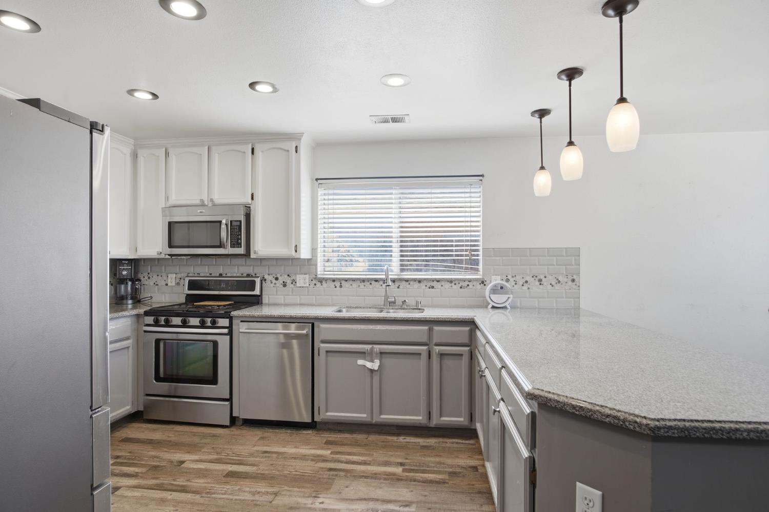 3861 SUPREME Ct, Turlock, CA 95382