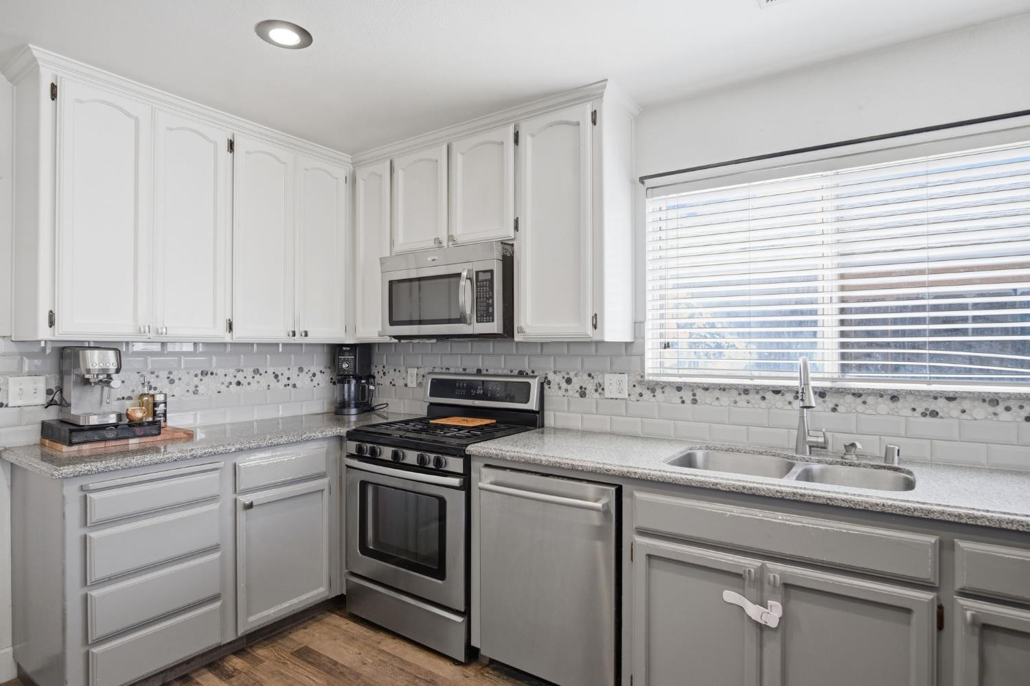 3861 SUPREME Ct, Turlock, CA 95382