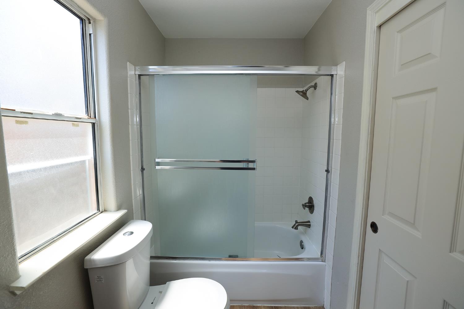 1610 Brookhaven Dr, Newman, CA 95360