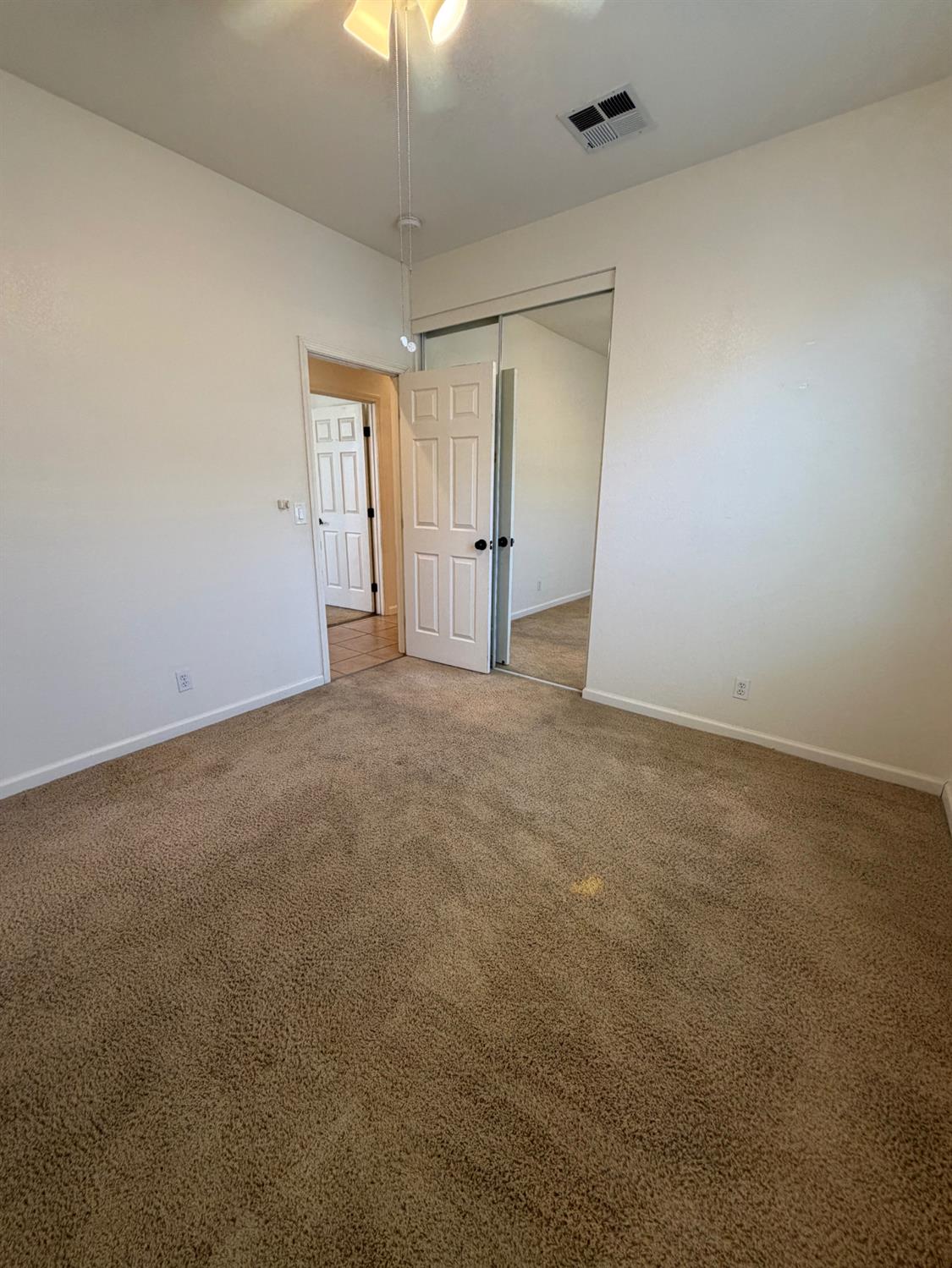 2069 Venezia St, Los Banos, CA 93635