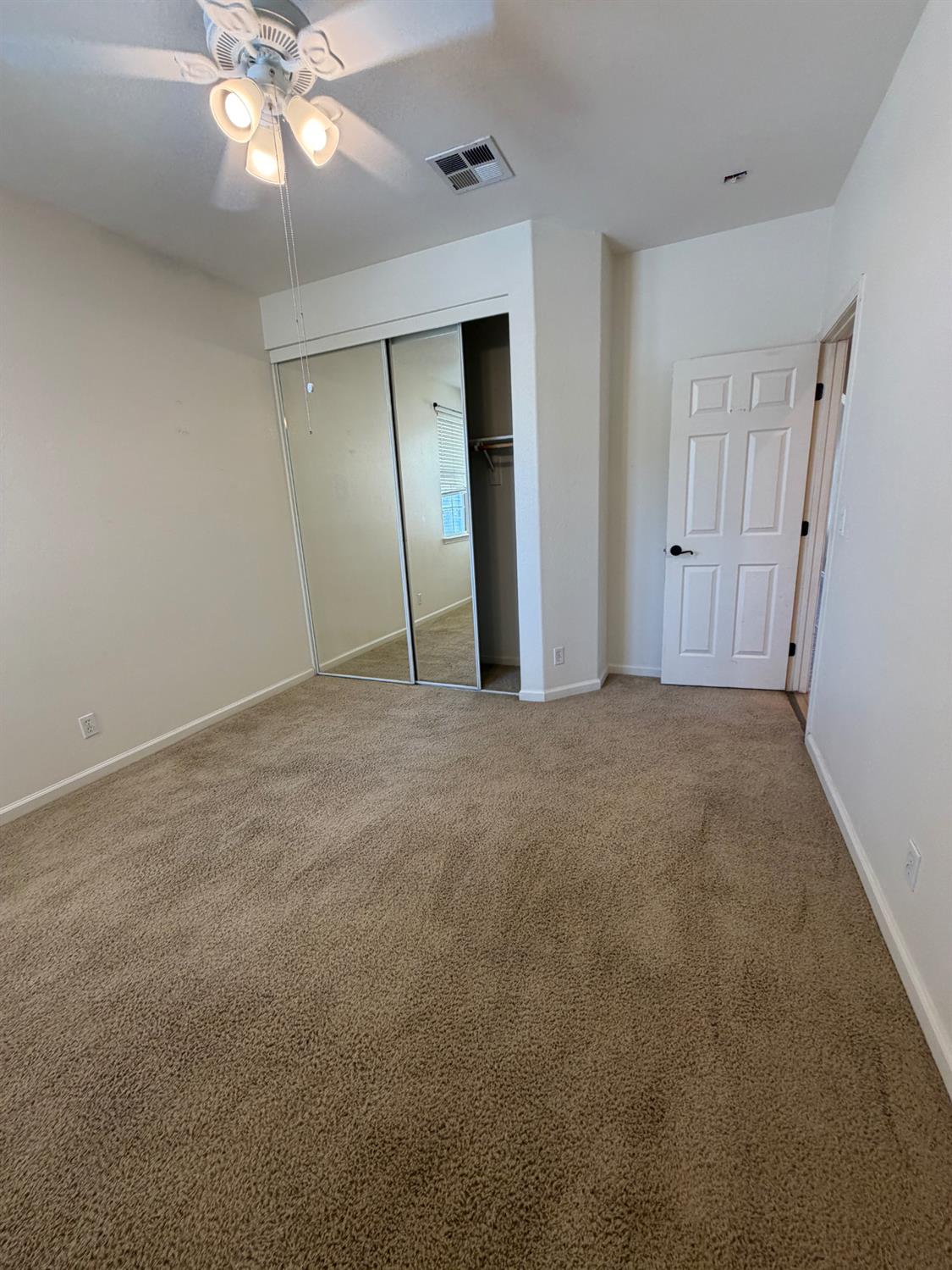 2069 Venezia St, Los Banos, CA 93635
