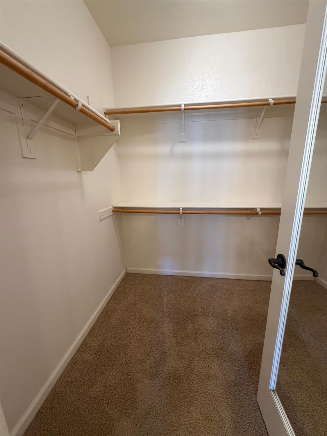 2069 Venezia St, Los Banos, CA 93635