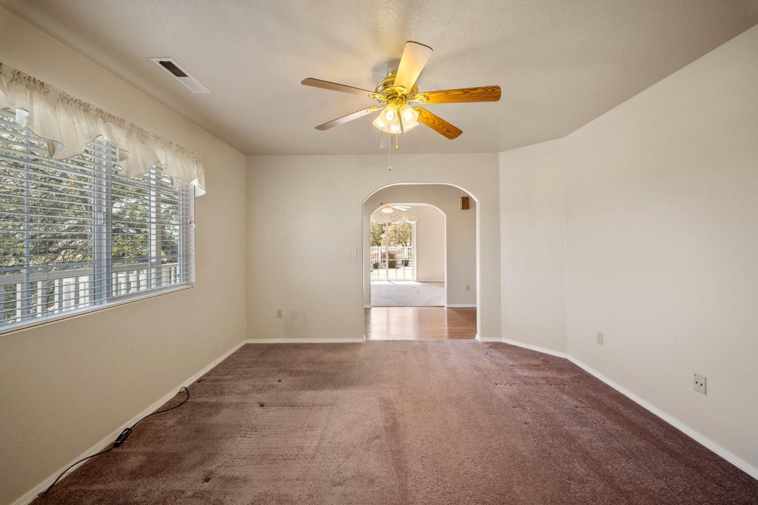 9729 Rastro Way, La Grange, CA 95329