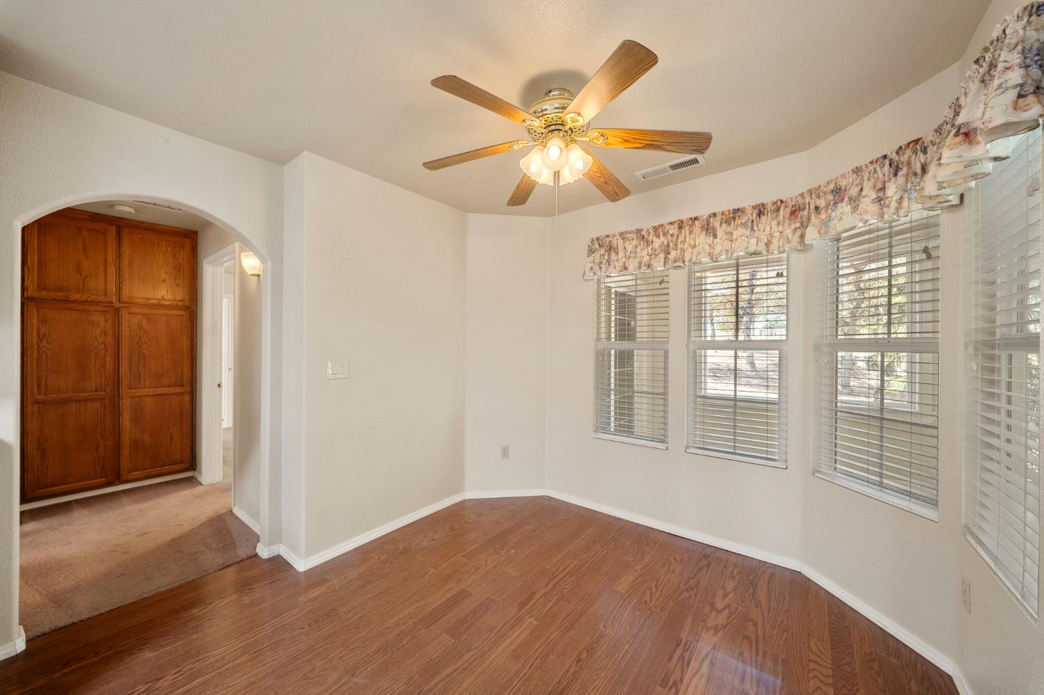 9729 Rastro Way, La Grange, CA 95329