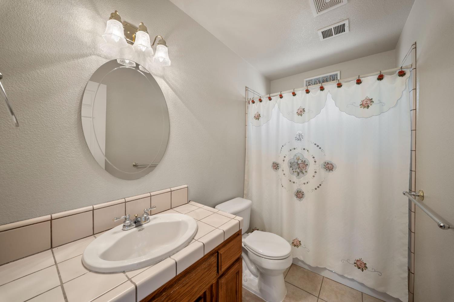 9729 Rastro Way, La Grange, CA 95329