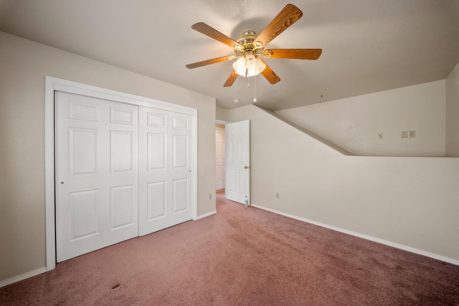 9729 Rastro Way, La Grange, CA 95329