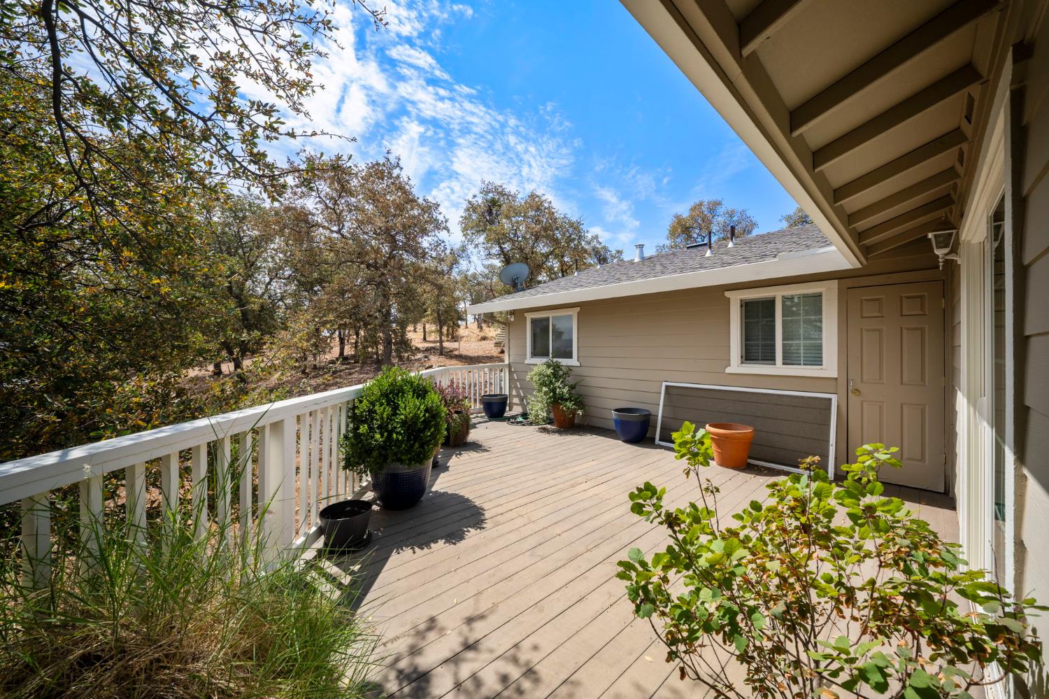 9729 Rastro Way, La Grange, CA 95329