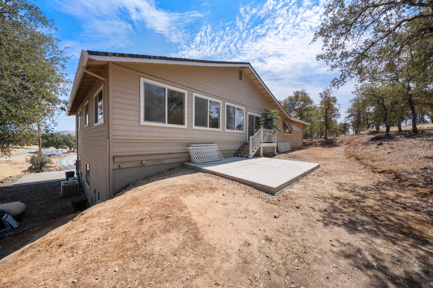 9729 Rastro Way, La Grange, CA 95329