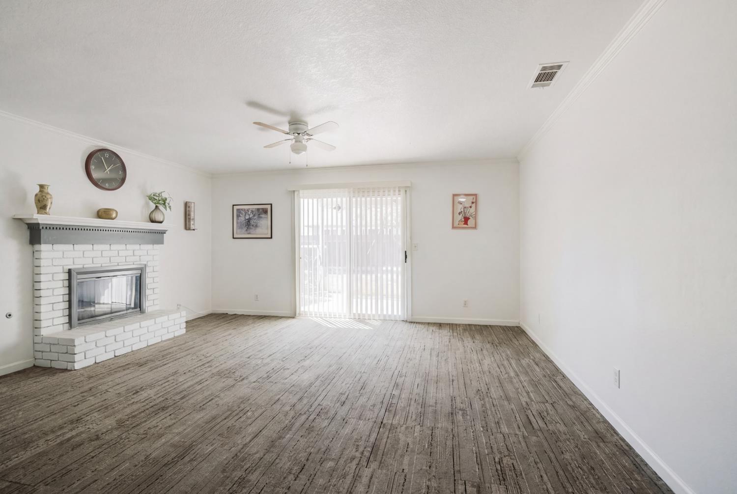 1584 Northgate Dr, Manteca, CA 95336