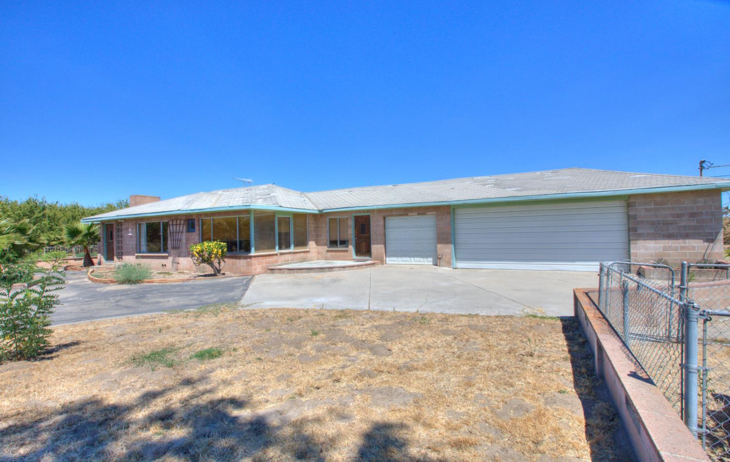 5655 Woodland Ave, Modesto, CA 95358
