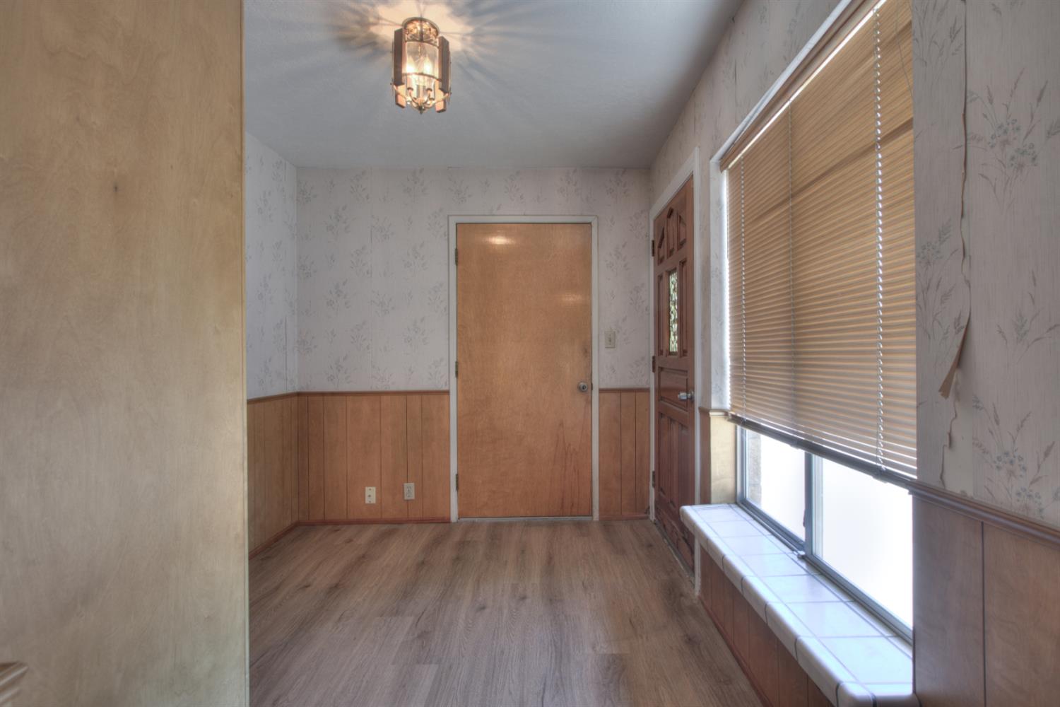 5655 Woodland Ave, Modesto, CA 95358