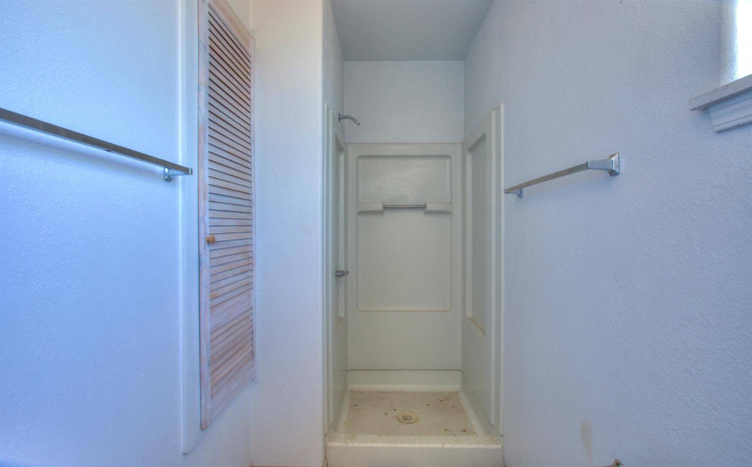 5655 Woodland Ave, Modesto, CA 95358