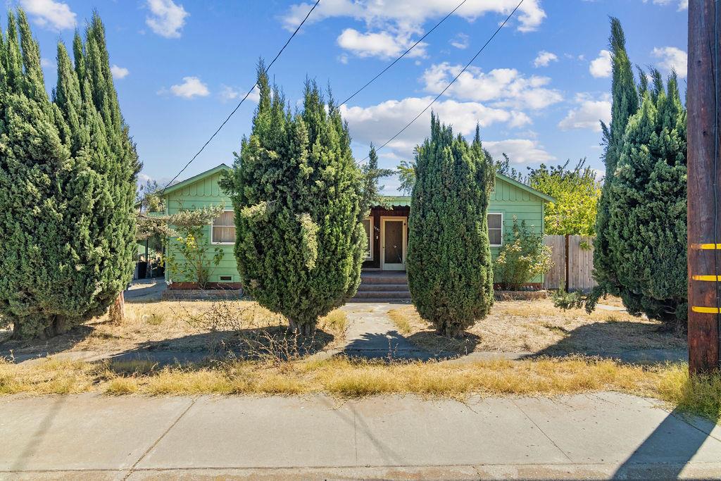 3642 Nevada Ave, Riverbank, CA 95367