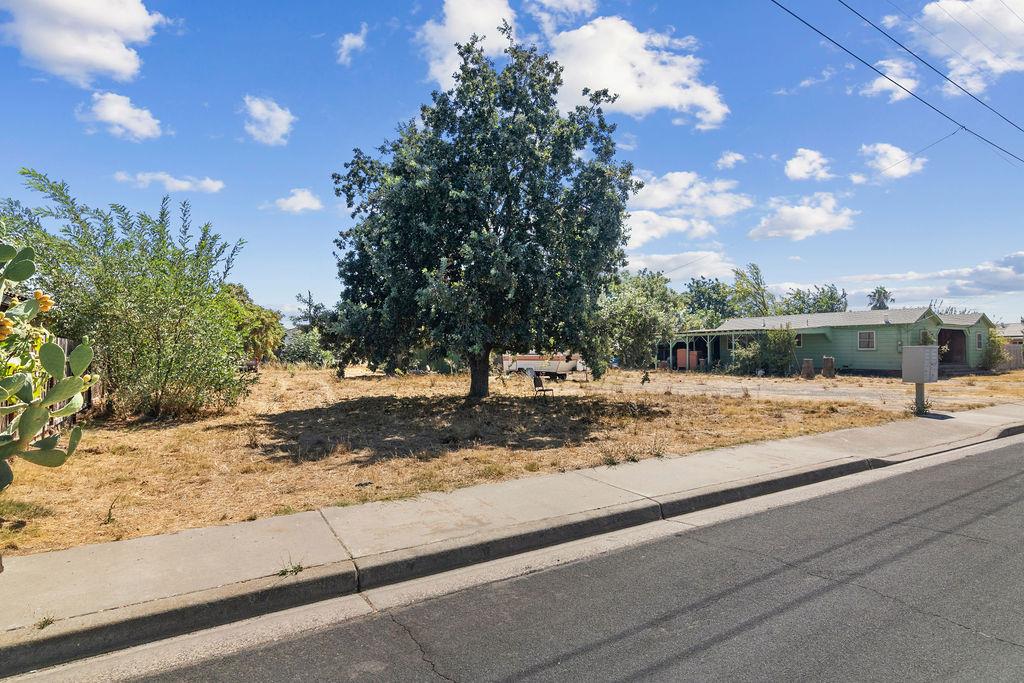 3642 Nevada Ave, Riverbank, CA 95367