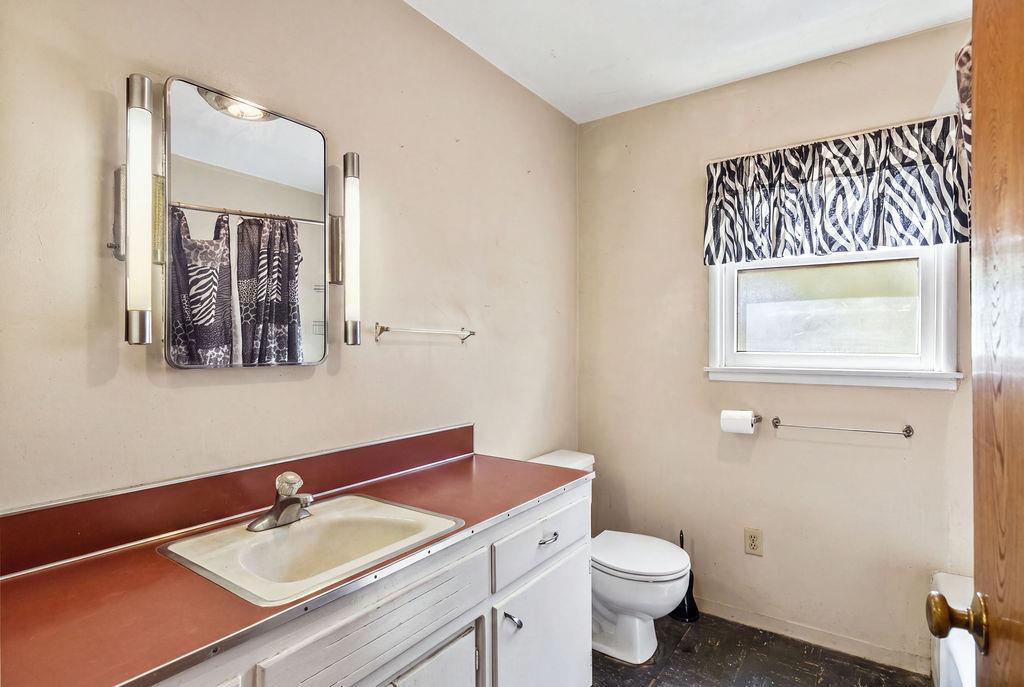 3642 Nevada Ave, Riverbank, CA 95367