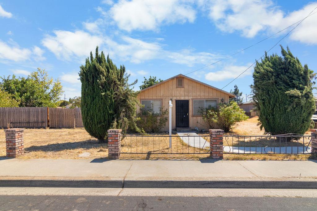 3630 Nevada Ave, Riverbank, CA 95367