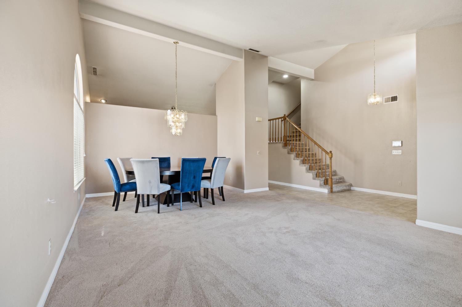 7424 Heathrow Way, Hughson, CA 95326