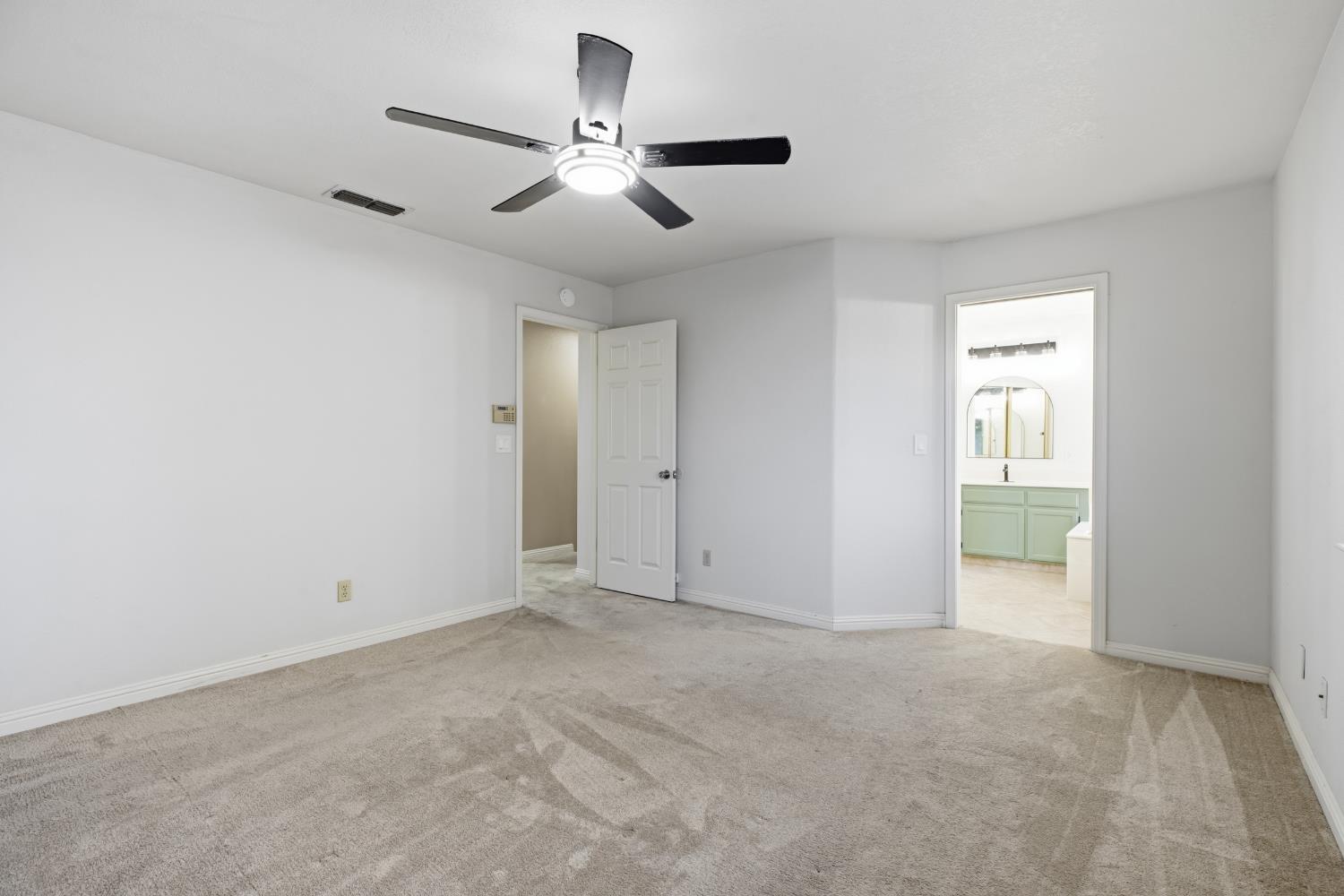 7424 Heathrow Way, Hughson, CA 95326