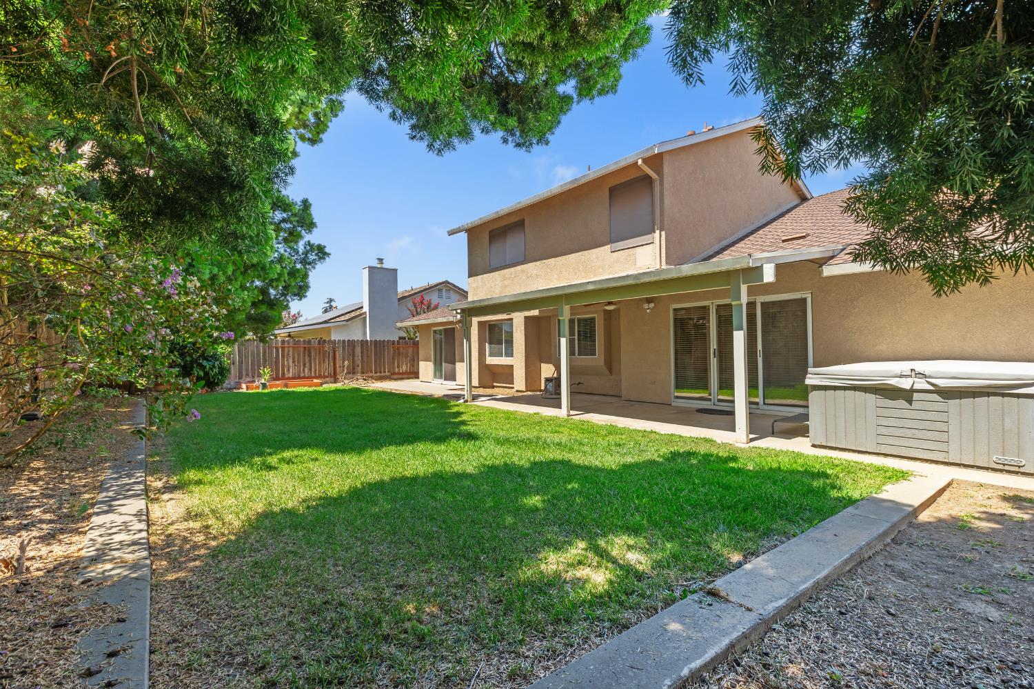 7424 Heathrow Way, Hughson, CA 95326