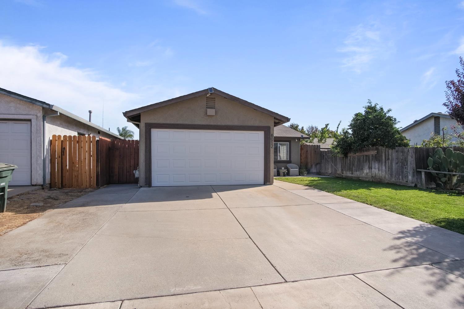 6012 Winners Cir, Riverbank, CA 95367