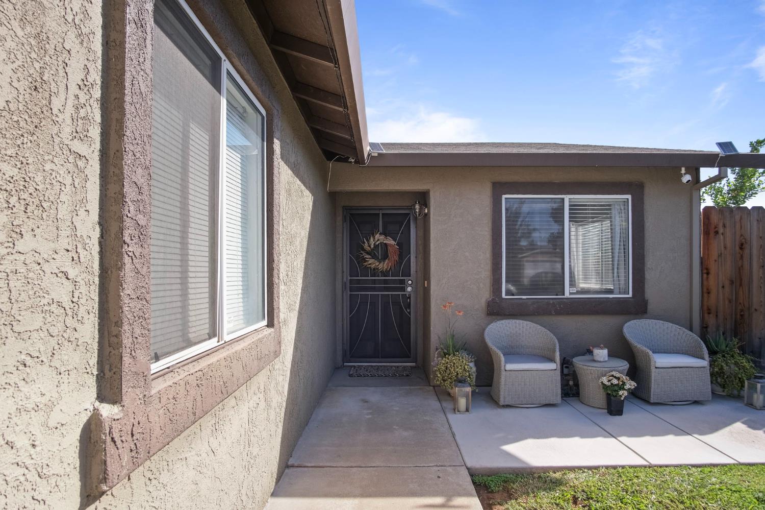6012 Winners Cir, Riverbank, CA 95367