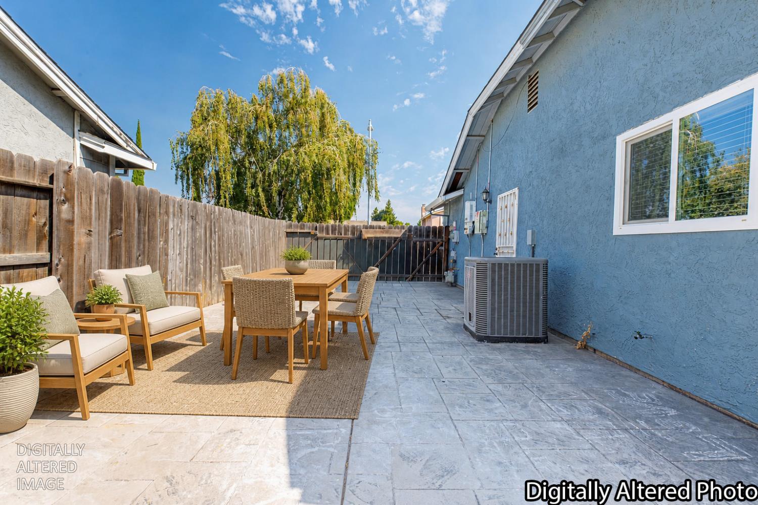 644 Swallow Dr, Manteca, CA 95336