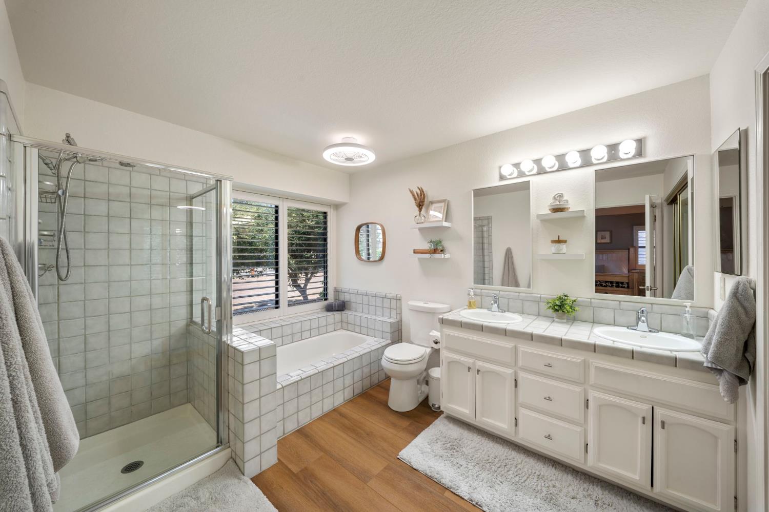 2009 Mendocino Way, Modesto, CA 95350