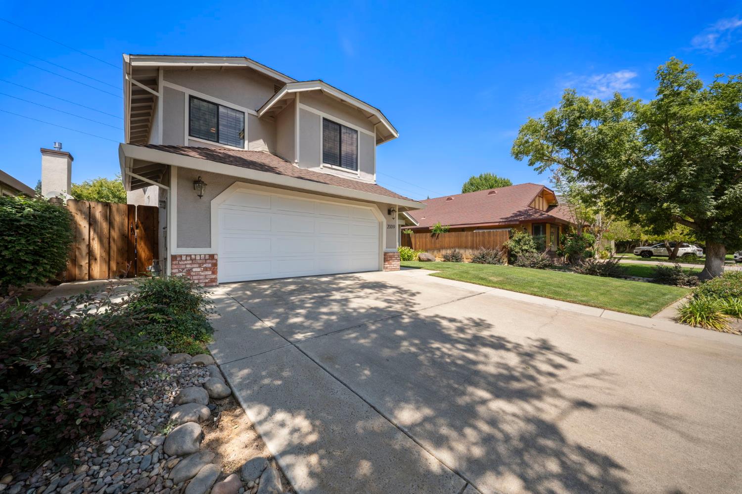 2009 Mendocino Way, Modesto, CA 95350