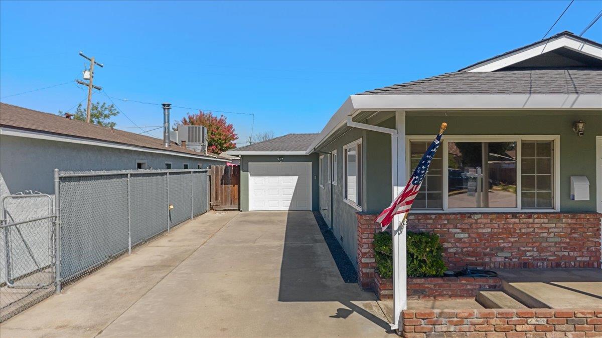 173 N Bryan Ave, Oakdale, CA 95361