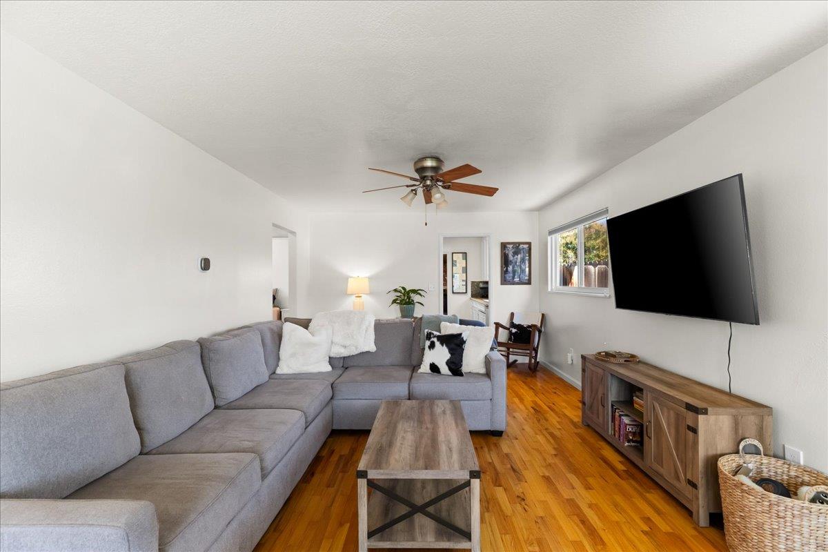 173 N Bryan Ave, Oakdale, CA 95361