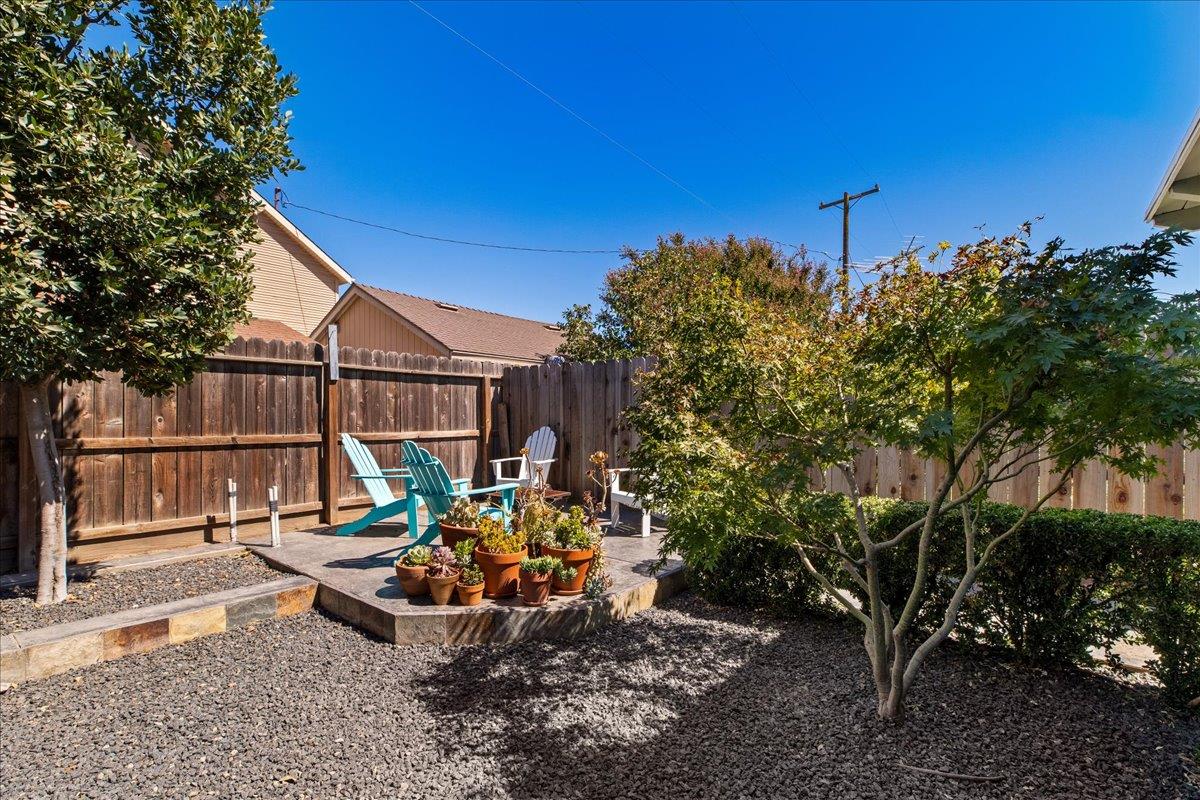 173 N Bryan Ave, Oakdale, CA 95361