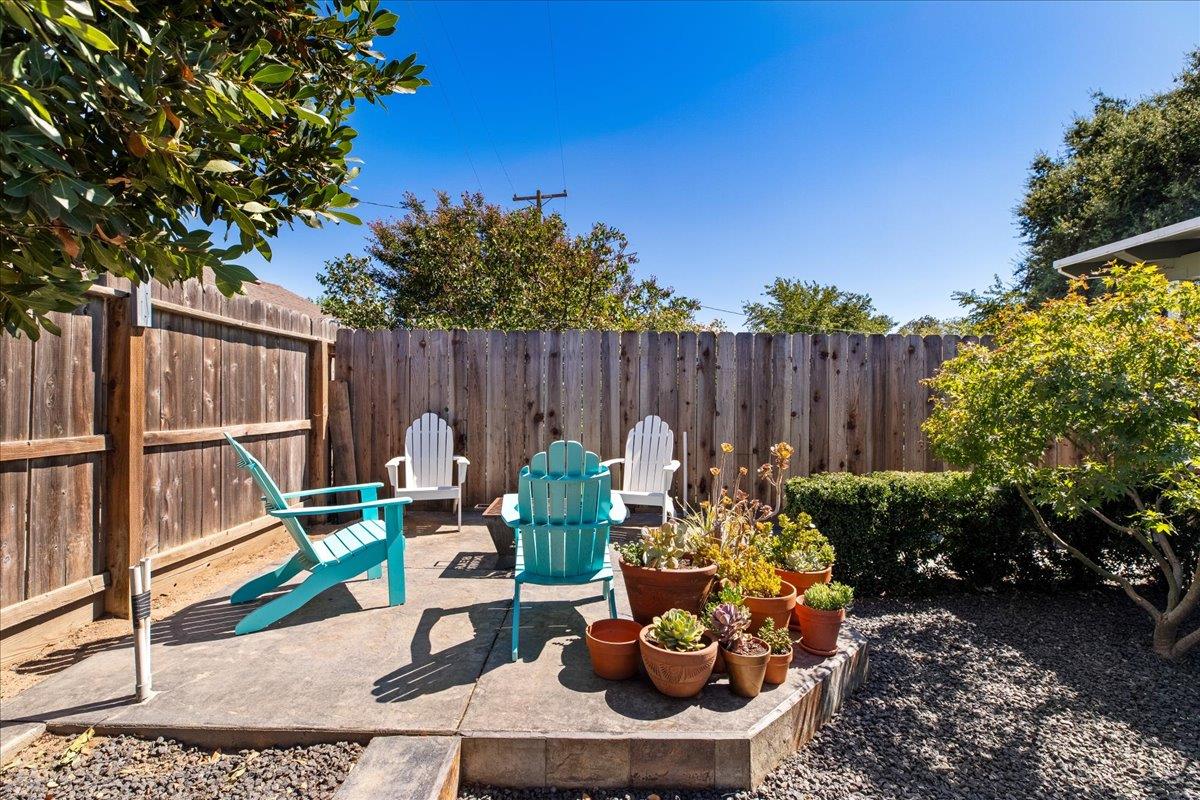173 N Bryan Ave, Oakdale, CA 95361