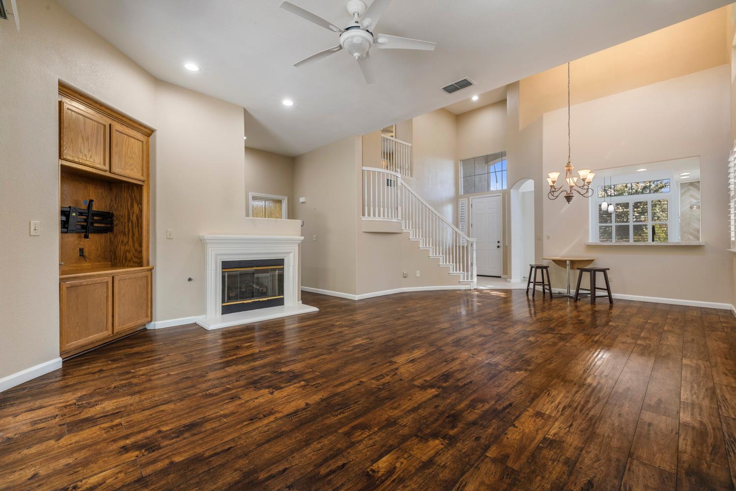 1637 Seven Falls, Modesto, CA 95355