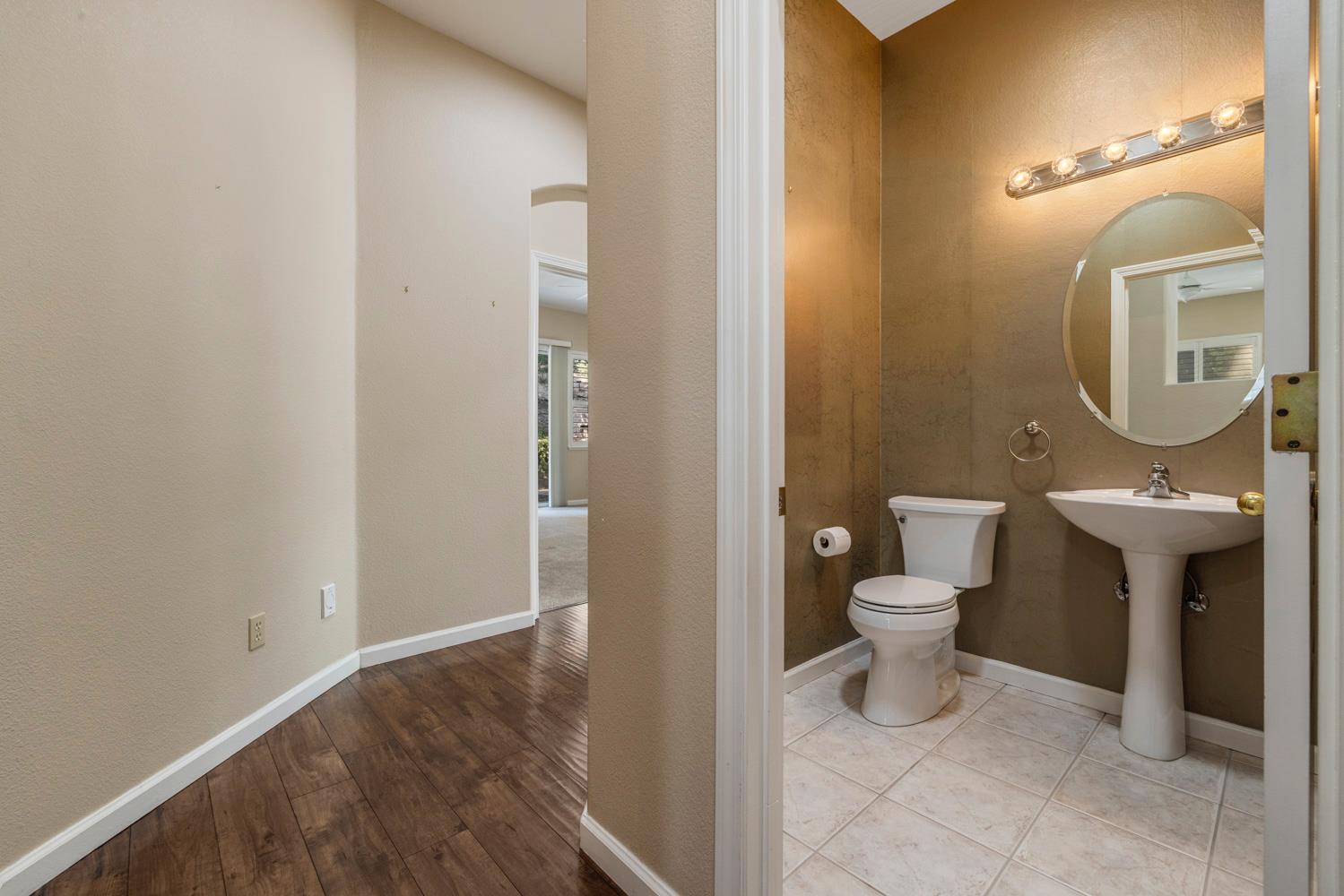 1637 Seven Falls, Modesto, CA 95355
