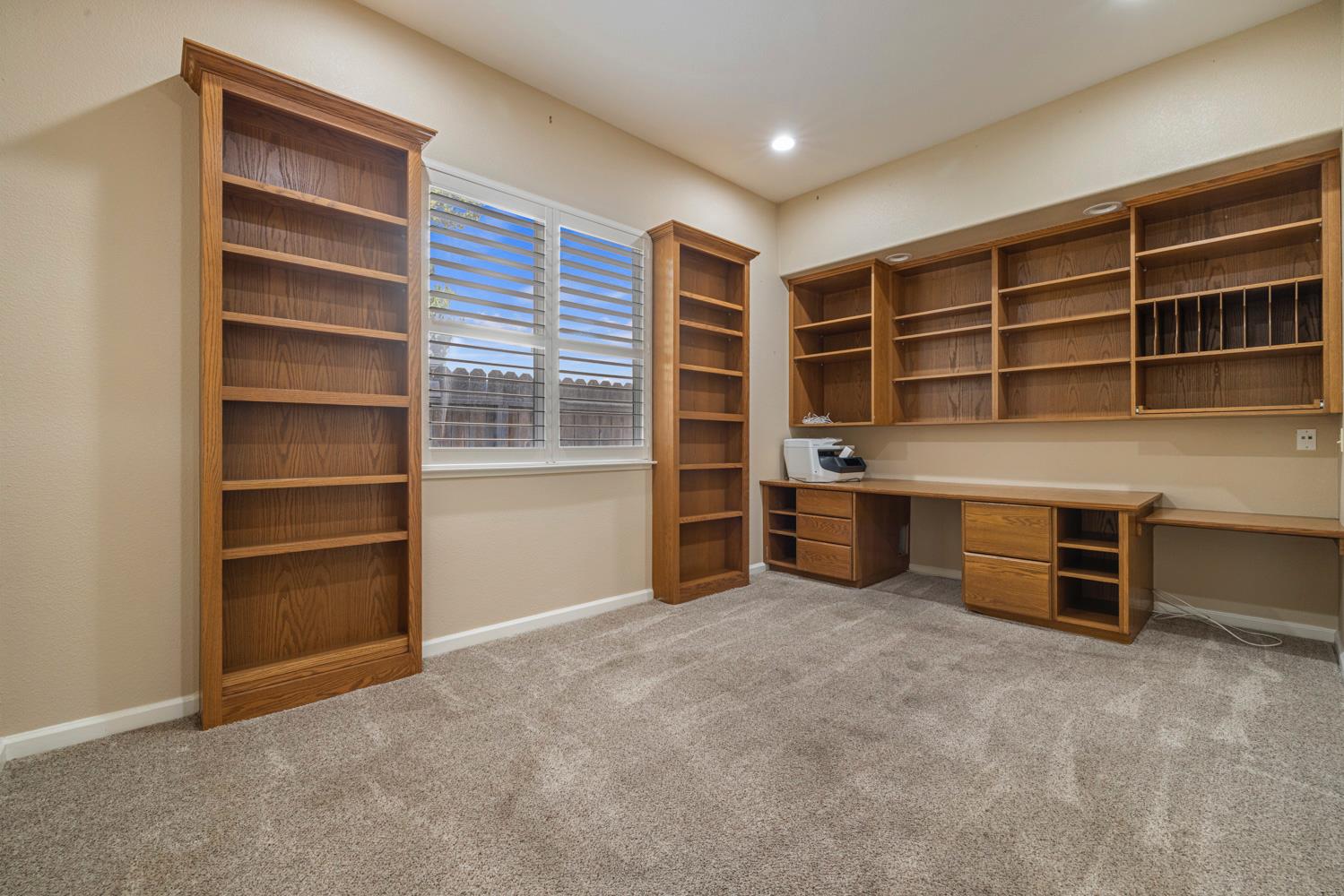 1637 Seven Falls, Modesto, CA 95355