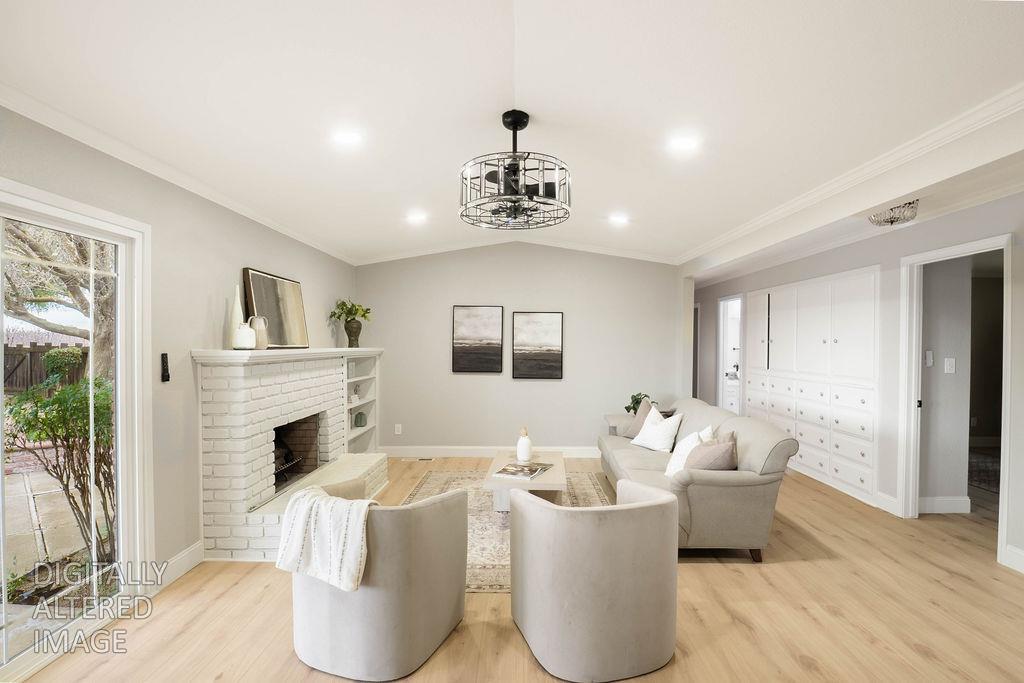 16012 Sycamore Ave, Patterson, CA 95363