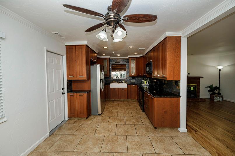 1509 Lorainne Ave, Modesto, CA 95350