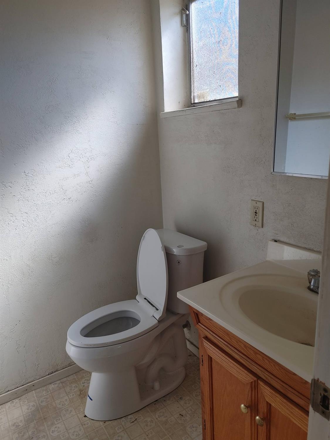 316 Tokay Ave, Modesto, CA 95350