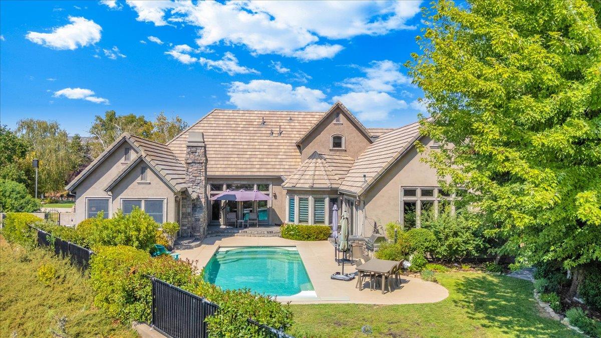 10 Grandview Ct Ct, Copperopolis, CA 95228