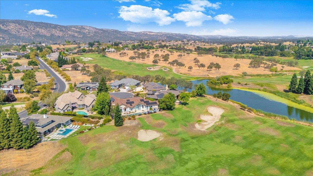 10 Grandview Ct Ct, Copperopolis, CA 95228