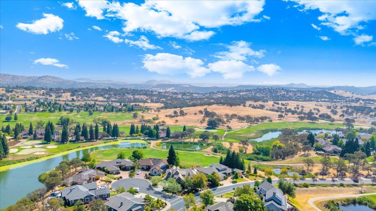 10 Grandview Ct Ct, Copperopolis, CA 95228