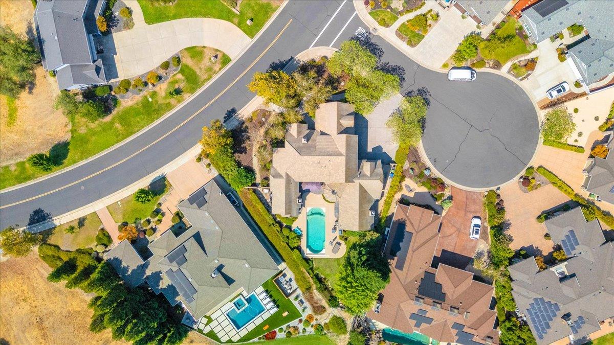 10 Grandview Ct Ct, Copperopolis, CA 95228