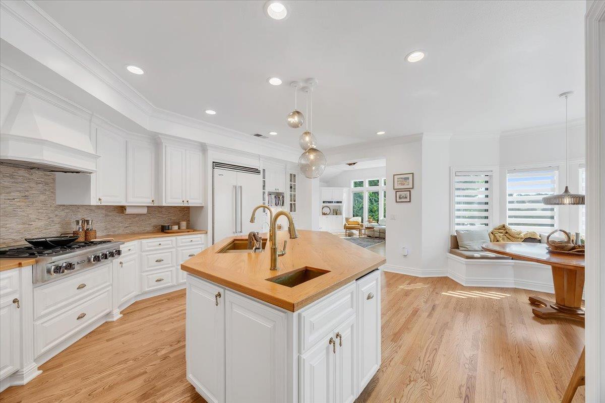 10 Grandview Ct Ct, Copperopolis, CA 95228