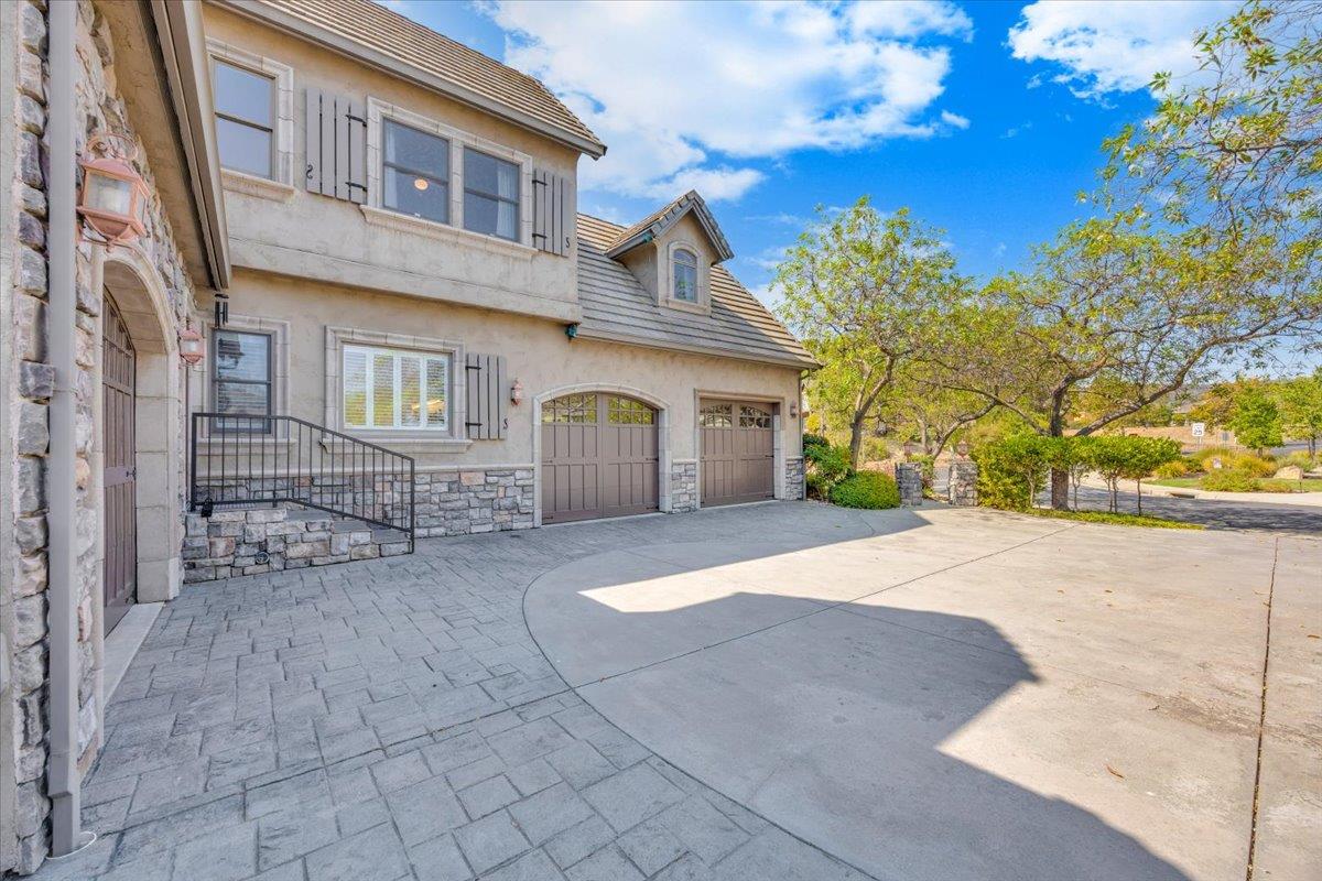 10 Grandview Ct Ct, Copperopolis, CA 95228