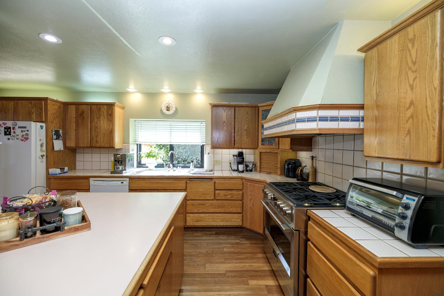 1509 Duckart Way, Modesto, CA 95355
