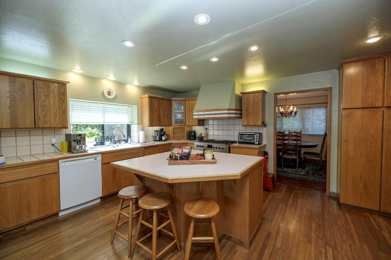 1509 Duckart Way, Modesto, CA 95355