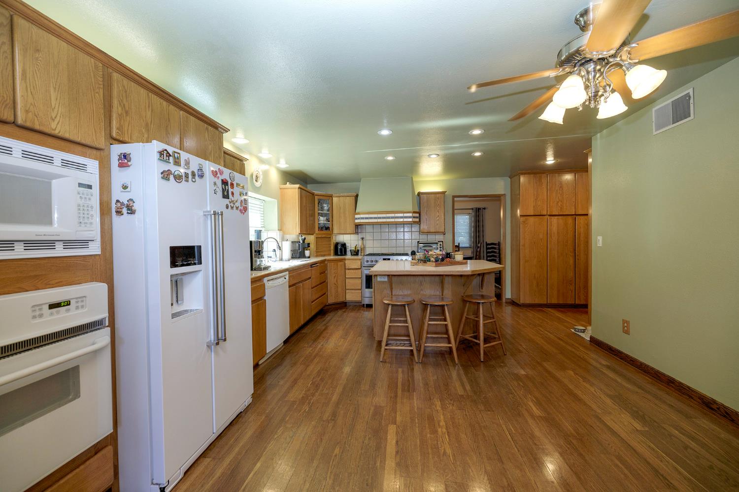 1509 Duckart Way, Modesto, CA 95355
