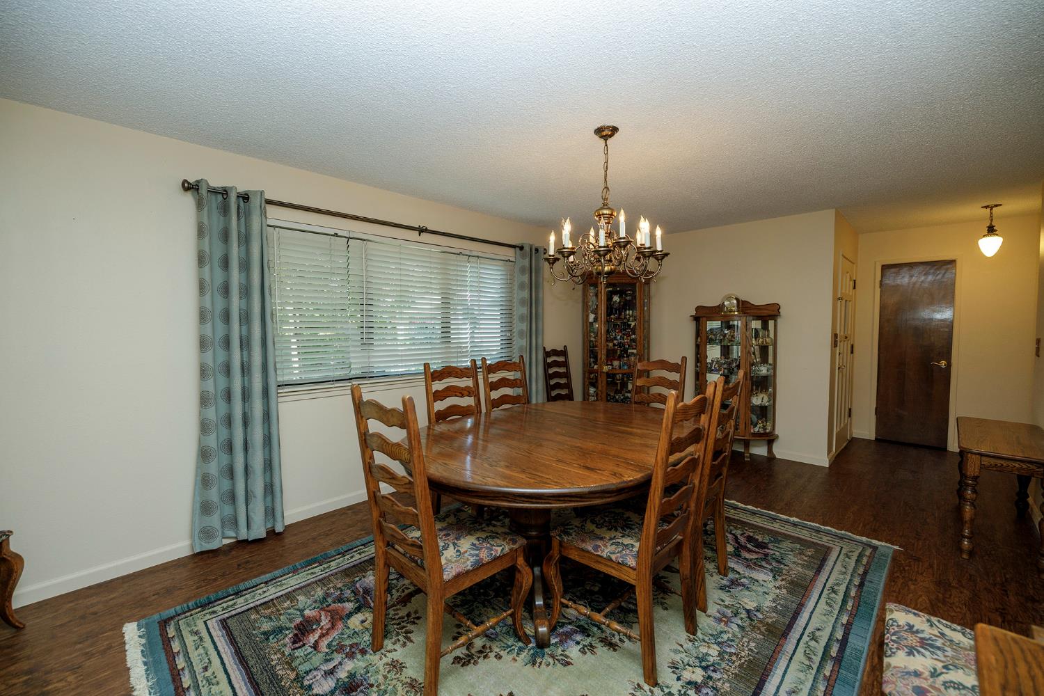 1509 Duckart Way, Modesto, CA 95355