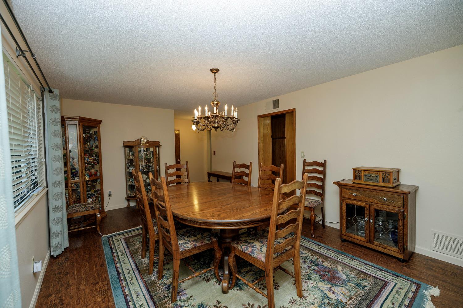 1509 Duckart Way, Modesto, CA 95355