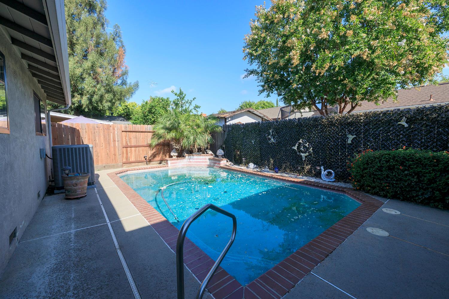 1509 Duckart Way, Modesto, CA 95355